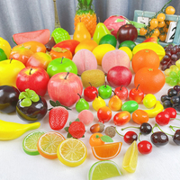 Gesimuleerde kunstmatige fruit- en groentestressballen voor snijdecoratiegereedschap voor thuis, Halloween, Thanksgiving, Kerstmis