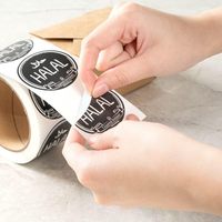 Op maat gedrukte Halal voedsel etiketten, manipulatiebeveiligde stickers voor afhaalverpakkingen, premium waterdichte vinyl etiketten op rol
