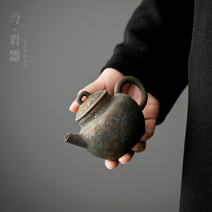 Petite théière en céramique style Wabi Sabi avec filtre à boule, pour une seule portion, rétro, à tenir à la main, pour la maison, le bureau ou la cérémonie du thé. - Product Image 1
