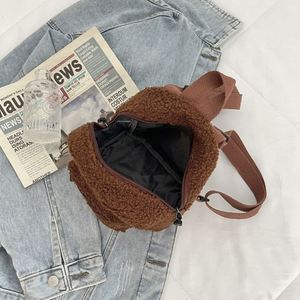 Mochila pequeña de peluche suave con logotipo personalizado para mujer, con cierre de cremallera, para niños y niñas, mochila pequeña para estudiantes - Product Image 4