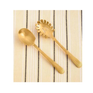 ชุดช้อนส้อมสแตนเลสหรูหราเกรดสูงเสร็จเหมาะสำหรับงานเลี้ยงอาหารค่ำอย่างเป็นทางการและใช้ในชีวิตประจำวันครบชุดสำหรับการรับประทานอาหาร - Product Image 1