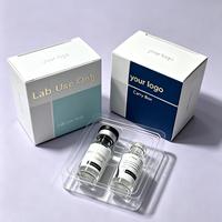Solution d'emballage compacte pour flacons de 3 ml, 5 ml et 10 ml avec inserts personnalisés, construction en carton blanc et impression de logo