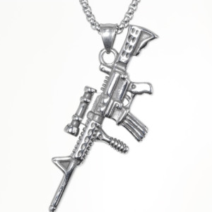 Collier pendentif en forme de fusil tactique 3D en acier inoxydable 316L pour hommes, style vintage gothique punk biker, bijoux rétro audacieux - Product Image 1