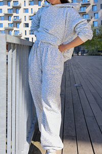 Set di abbigliamento quotidiano Casual da donna di alta qualità pantaloni sportivi con stampa a fiori solidi e felpa con cappuccio con <span class=keywords><strong>pigiama</strong></span> personalizzato tascabile - Product Image 2