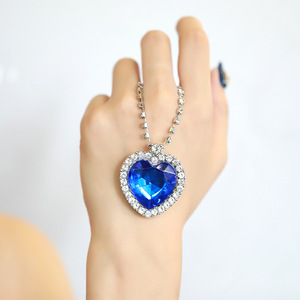 Film Wild Jewelry ROSE stessa collana Titan Ocean Heart Blue Big Gemstone Necklace - Product Image 5