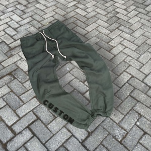 Pantalons de survêtement en molleton français personnalisés de haute qualité, coupe droite, ample, surdimensionné, avec cordon de serrage - Product Image 1