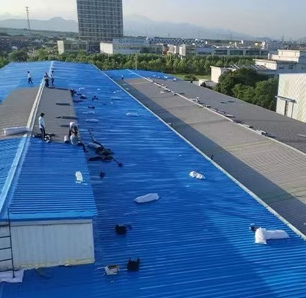 Modern Eco-Friendly Roofing Felt Fabric Strong Self-Adhesive PET Free Waterproof 5 Years Butyl Water Resistant Rolls for