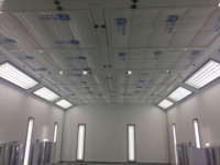 Cabine de peinture automobile XCWDTDR à chauffage infrarouge économe en énergie, construction en acier, éclairage LED haute efficacité pour ateliers de réparation automobile