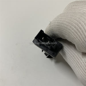 0065451014 pour W203 C32 voiture usine lampe arrière interrupteur de feu de recul A0065451014 - Product Image 2