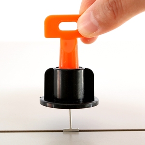 Système de nivellement de carreaux réutilisable en forme de T Sunsbuild avec une conception imperméable et durable pour l'installation de carreaux de sol résidentiels - Product Image 2