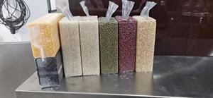 Wiegen und Verpacken von Ziegel form Reis Sticky Rice Millet Vakuum verpackungs maschine - Product Image 3