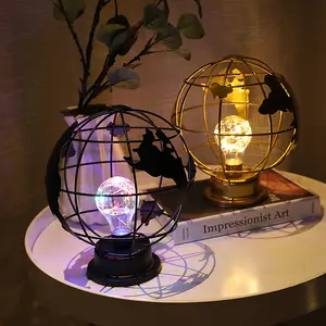 Diseño moderno hogar decorativo mundo globo lámpara LED cobre alambre noche luz escritorio único tierra globo diseño cabecera sala de estar