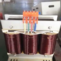 Machine à enrouler les bobines électriques haute tension automatique avec guide-fil transversal