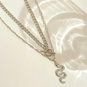 Ashion-collar con colgante de serpiente pequeña de acero inoxidable de 316L, cadena cubana corta simple de doble capa - Product Image 3