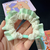 Mini-Scrunchies à Carreaux Frais Printemps-Été, Élastiques à Cheveux Faits Main avec Bouton Plat et Bordure en Dentelle, Accessoires Cheveux Bohème pour Queue de Cheval