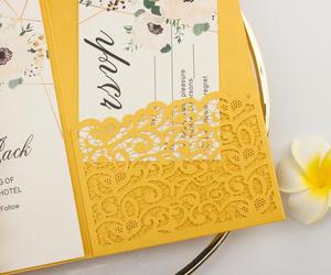 Offre Spéciale Laser Jaune <span class=keywords><strong>D</strong></span>'<span class=keywords><strong>or</strong></span> Carte <span class=keywords><strong>D</strong></span>'invitations De Mariage à trois volets cartes De Voeux Cadeau Poche Couverture pour la Fête <span class=keywords><strong>d</strong></span>'anniversaire doux - Product Image 3