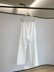 <span class=keywords><strong>Pantaloni</strong></span> Larghi da Donna <span class=keywords><strong>in</strong></span> Cotone Bianco <span class=keywords><strong>con</strong></span> <span class=keywords><strong>Elastico</strong></span> <span class=keywords><strong>in</strong></span> <span class=keywords><strong>Vita</strong></span> e Nappe, Nuovi <span class=keywords><strong>Pantaloni</strong></span> Casual <span class=keywords><strong>con</strong></span> Fettuccia 2025 - Product Image 2