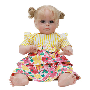 Muñeca <span class=keywords><strong>Reborn</strong></span> Silicona Pelo Largo Pintura 3D 22 "boneca <span class=keywords><strong>Bebe</strong></span> <span class=keywords><strong>Reborn</strong></span> Muñeca Acabada Asiática - Product Image 3