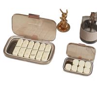 Boîte de rangement pour pilules de voyage révolutionnaire multicolore résistante aux enfants avec logo personnalisé, 21 compartiments, en PP de qualité alimentaire