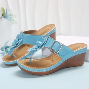 Sandales à enfiler à décor de fleurs chics-Couleur unie, string compensé léger-Chaussures d'été confortables pour un style <span class=keywords><strong>chic</strong></span> décontracté - Product Image 4