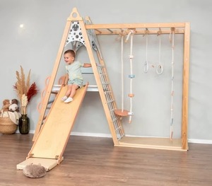 Structure de jeu d'intérieur en bois <span class=keywords><strong>avec</strong></span> toboggan, centre d'activités pour enfants, équipement de jeu Montessori, triangle Pikler pliable pour - Product Image 1