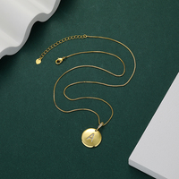 Collar con Colgante de Letra Inicial A-Z Chapado en Oro de Alta Calidad al por Mayor para Hombres y Mujeres con Cadena de Caja