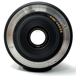 Objectif d'appareil photo EF-S 18-135mm f/3.5-5.6 is utilisé - Product Image 3
