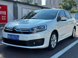 Citroën <span class=keywords><strong>C4</strong></span> d'occasion <span class=keywords><strong>2018</strong></span> 1.6L Automatique Confort Plateforme PSA Famille Voyage Entretenue entreaxe 2610mm Écran tactile 7 pouces <span class=keywords><strong>Prix</strong></span> abordable - Product Image 1