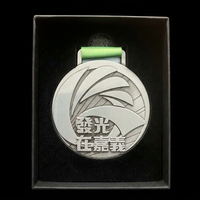 Médaille en métal 3D personnalisée haut de gamme en forme d'aigle, avec émail et cordon, pour événements sportifs et défis de marathon (vente en gros)
