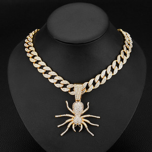 Кулон-паук из сплава 18 каратных - Product Image 2