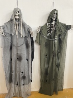 Squelettes fantômes suspendus pour Halloween avec capes et chaînes - Pack de 3 accessoires de décoration d'horreur