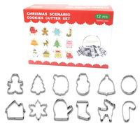 Lot de 12 emporte-pièces de Noël en acier inoxydable – Formes de bonhomme en pain d'épices et d'arbre – Coupe-biscuits métalliques pour fêtes