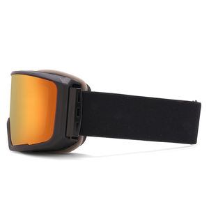Lunettes de snowboard à lentille magnétique avec <span class=keywords><strong>masque</strong></span> cylindrique Lunettes de sport compatibles avec les pistes et les casques de motoneige - Product Image 2