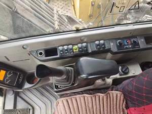 Mini-excavatrice Volvo EC80 d'occasion de haute qualité |   Excavatrice hydraulique de 8 tonnes fabriquée en Suède avec moteur Volvo Penta |   Expédition immédiate - Product Image 6