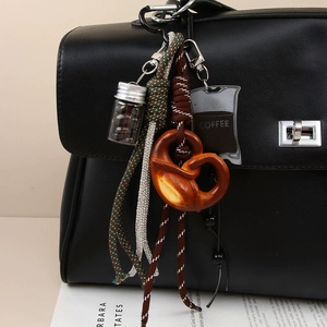 Creative Fashion Heart Shaped Alkaline Acrylic Soft Coin Holder Keychain Women Handbag Charms Versatile Chocolate <b>Braided</b> Rope - Product Image 2