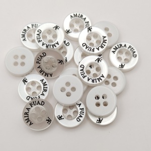 Biểu Tượng Tùy Chỉnh Quần Áo Áo Nhựa Nút Phụ Kiện May Mặc May Phù Hợp Với Áo Sơ Mi Trắng Nút Cho Quần Áo - Product Image 1