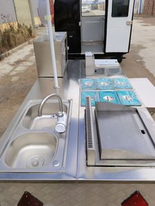 Carrito de Comida Pequeño Usado para Venta Ambulante de Hot Dogs y Hamburguesas con Parrilla y Freidora - Product Image 3