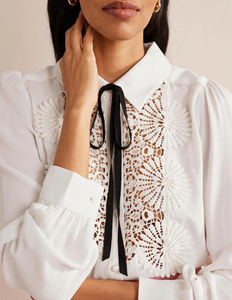 Vendita calda donne <span class=keywords><strong>top</strong></span> e camicetta davanti abbottonatura manica lunga <span class=keywords><strong>bianco</strong></span> tinta unita cotone camicie all'uncinetto camicetta donne eleganti - Product Image 4
