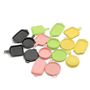 4 pièces/ensemble 1/12 Échelle Colorée Miniature Maison De Poupée Plat Poupées En Plastique Semblant Jouer Cuisine Jouet Ensemble Accessoires