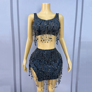 Novance Y4145 Tienda en línea Productos Vestidos de cóctel para mujer Cristales negros Borlas Vestidos de fiesta cortos para damas Traje de cantante - Product Image 4