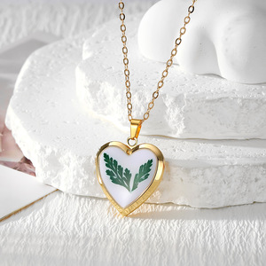 Heart <b>Locket</b> Necklace Handmade Pressed Dried Flower Resin Photo <b>Locket</b> Pendant Gold Plated Floral Memory Necklace For Women - Product Image 2