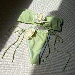 En stock – Ensemble bikini brésilien 2 pièces asymétrique à une épaule, motifs léopard et à carreaux, décoration florale 3D, en mousseline de soie - Product Image 4