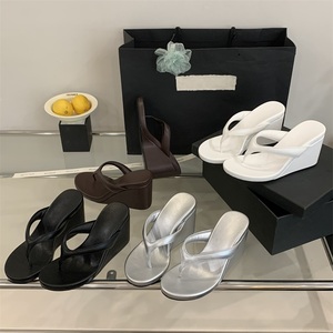 Nouvelles sandales d'été 2025 à talon compensé, style d'Asie du Sud-Est, à bout ouvert, à talon haut et semelle épaisse - Product Image 6