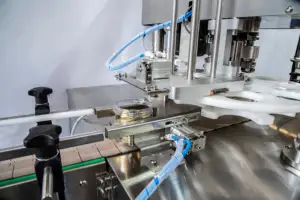Alumínio automático cheio inteligente fácil aberto pode enlatar máquina