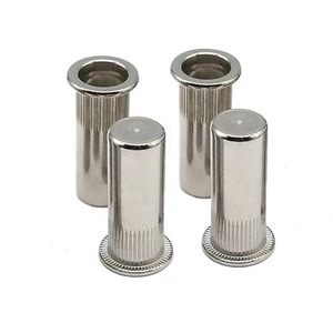 <span class=keywords><strong>Tuerca</strong></span> remachable <span class=keywords><strong>de</strong></span> acero inoxidable al por mayor, con cabeza plana <span class=keywords><strong>de</strong></span> aluminio, acabado en zinc amarillo, con <span class=keywords><strong>tuerca</strong></span> <span class=keywords><strong>de</strong></span> remache <span class=keywords><strong>de</strong></span> cabeza avellanada y cuerpo moleteado - Product Image 1