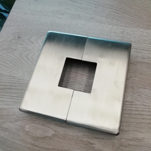 Copertura per Piastra di Base per Corrimano in Acciaio Inox 316 a Due Parti Personalizzata - Product Image 3