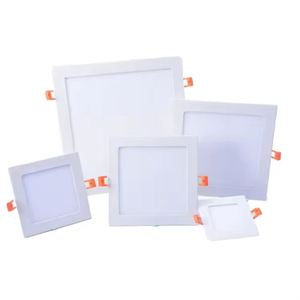 Panneau lumineux LED moderne pour bureau à domicile avec corps en aluminium conforme à la norme IP44 - Product Image 1