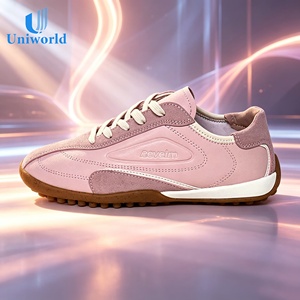 Fournisseur direct du Vietnam sur Alibaba |   Chaussures allemandes pour femmes - Baskets plates rétro à semelle fine, style athleisure GAT, effet pieds nus - Product Image 1