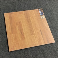 Carreaux de sol en céramique homogènes de style terre cuite pour l'extérieur, différents modèles de carreaux de sol à emboîtement
