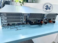 Serveur Rack 2U 16 Baies Dell avec Montage 19 Pouces pour GPU, Offre Usine R740XD1*3204 2*16G 2*8T R5